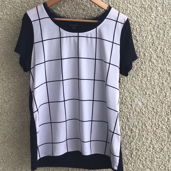 Tommy Hilfiger blouse white & blue square design - Picture 1 of 8